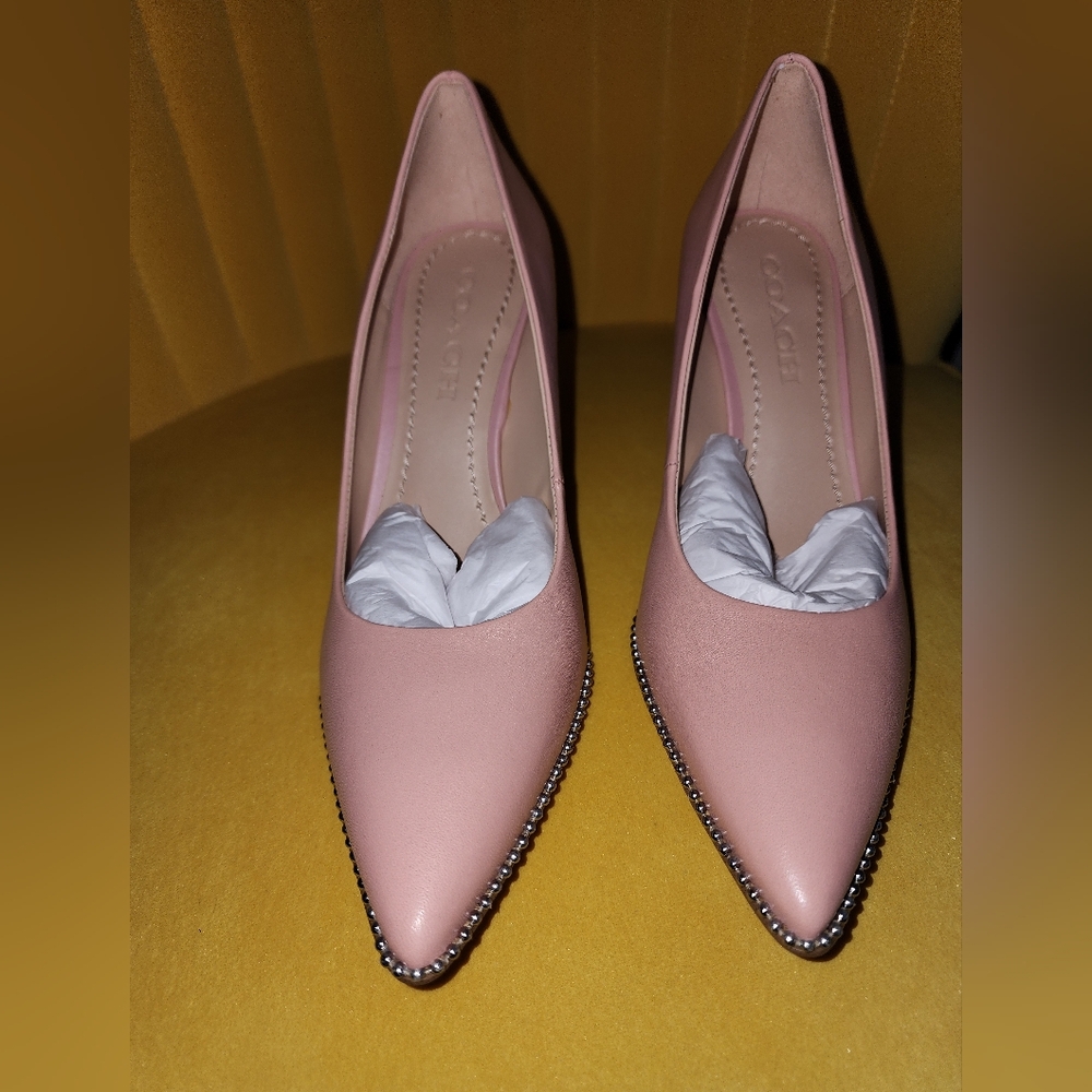 Coach Samantha Pump (New Without Tag)